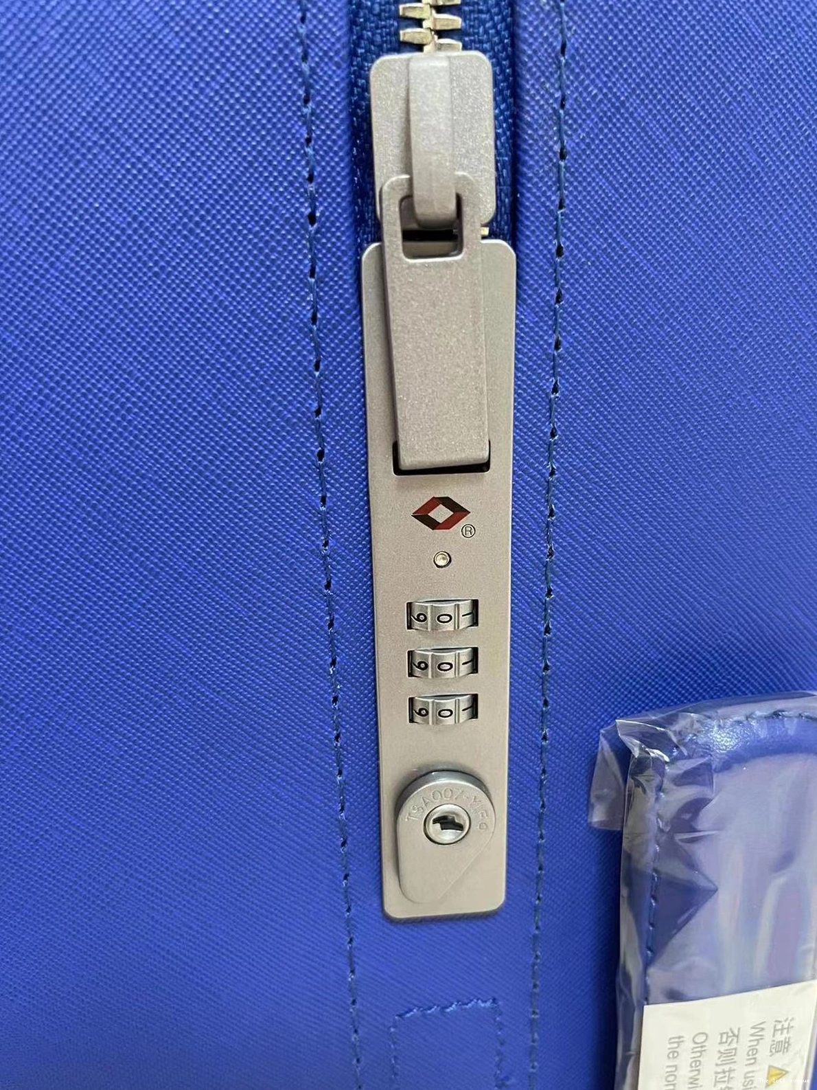TAIGARAMA HORIZON CABIN 55 37L SUITCASE BLUE CUSTOM 0714